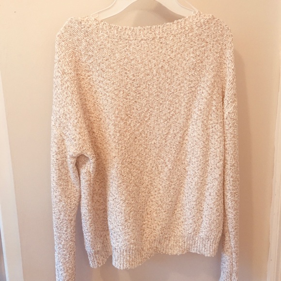 Sweater - Picture 4 of 9